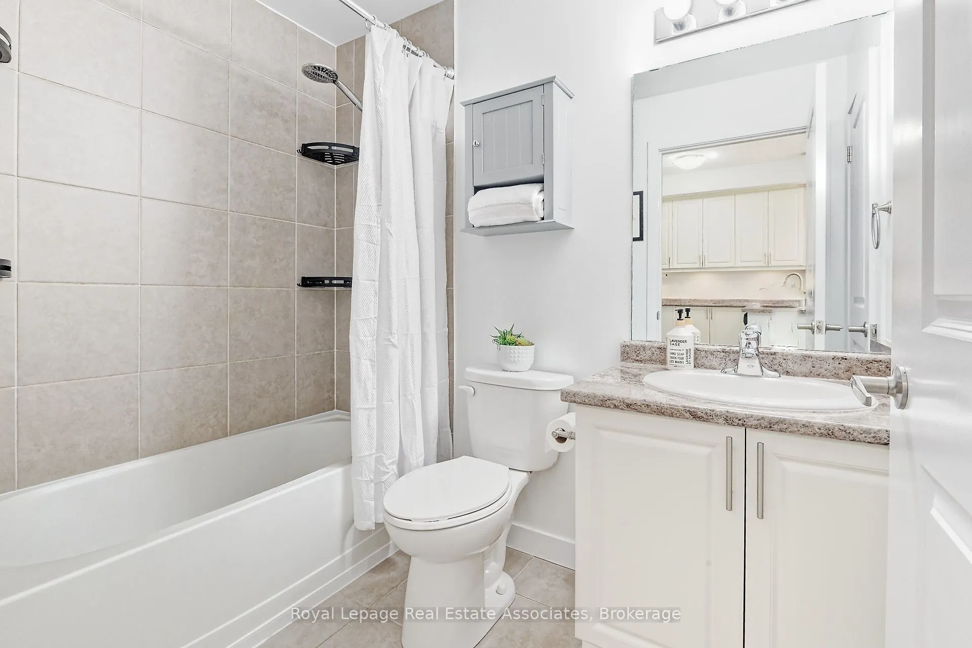 35 Southshore Crescent, #111