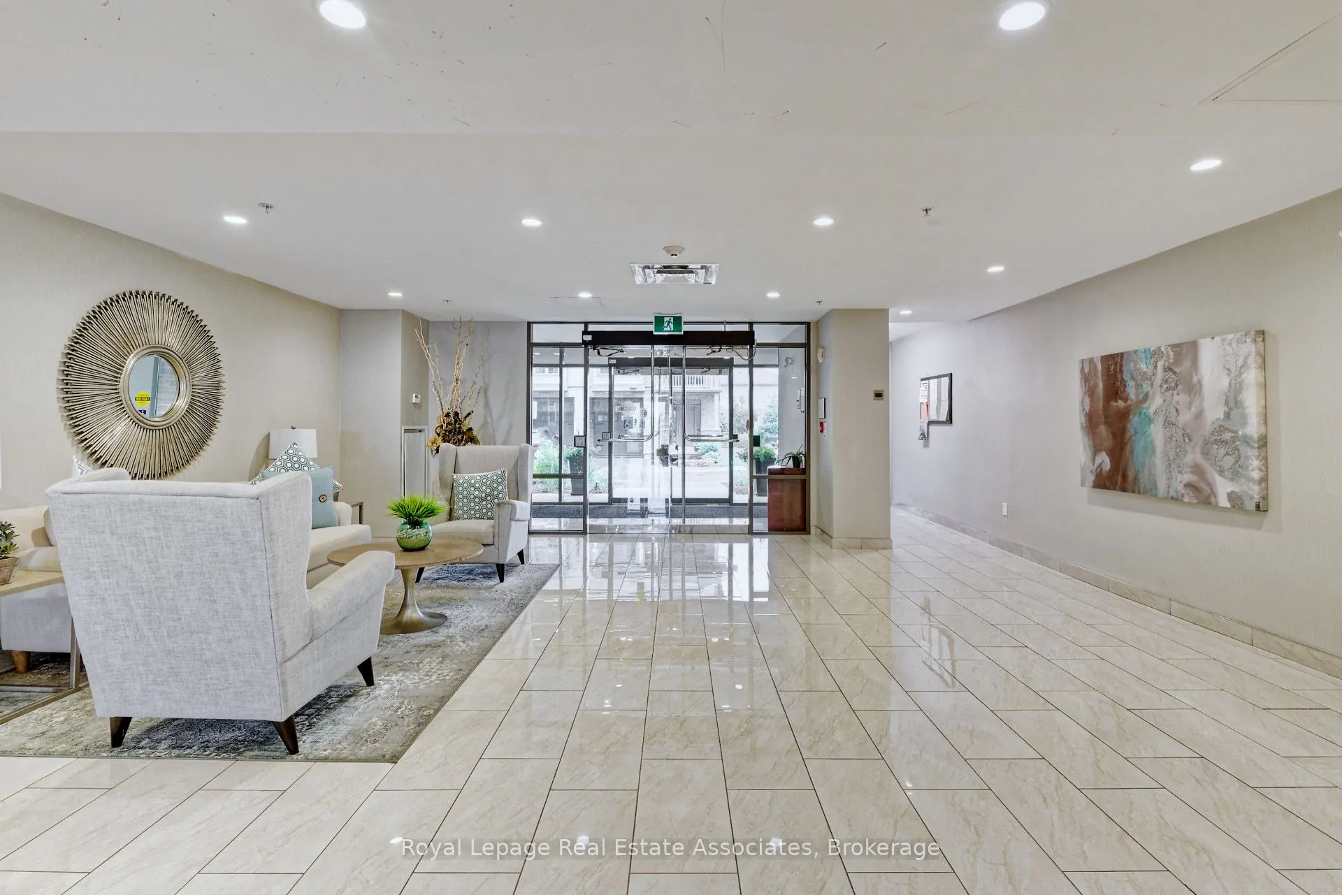 35 Southshore Crescent, #111