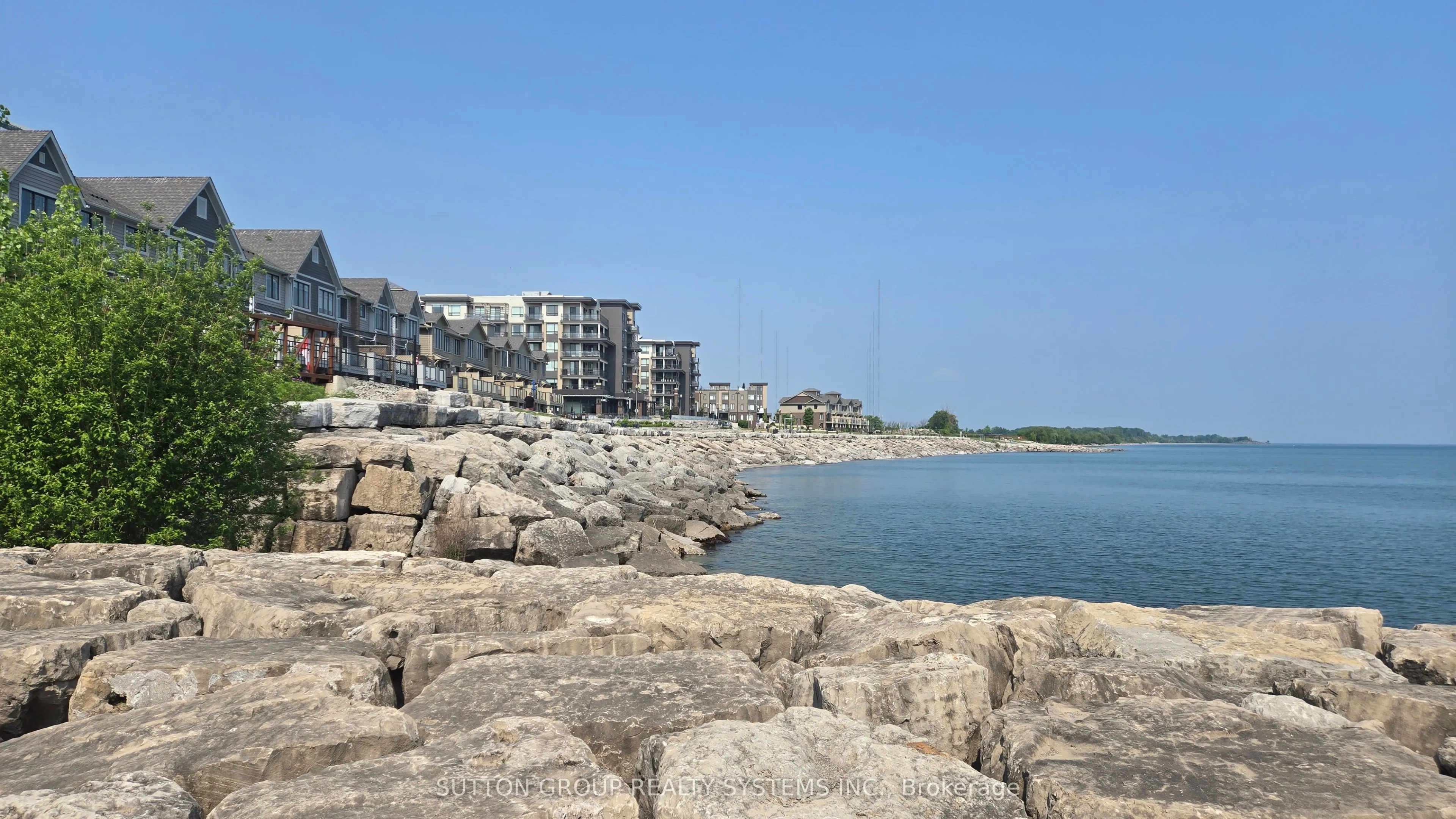 520 North Service Road, #409