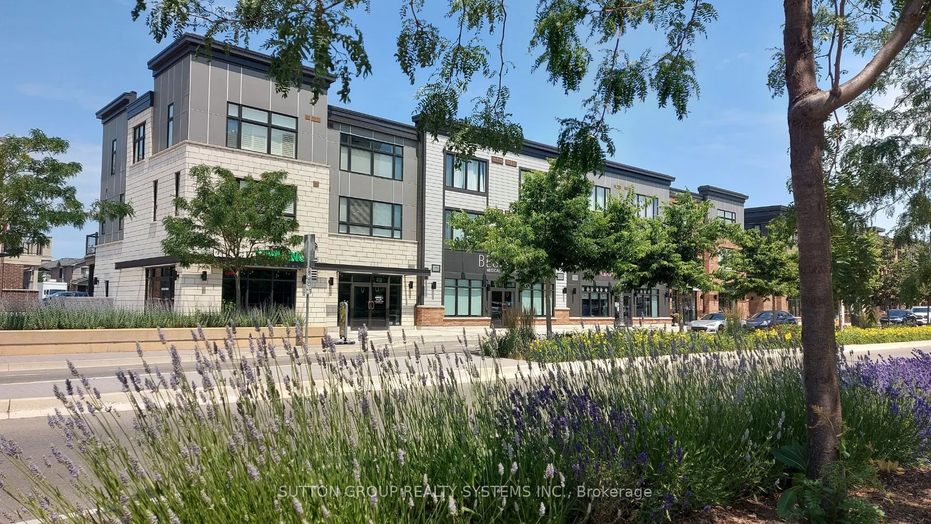 520 North Service Road, #409