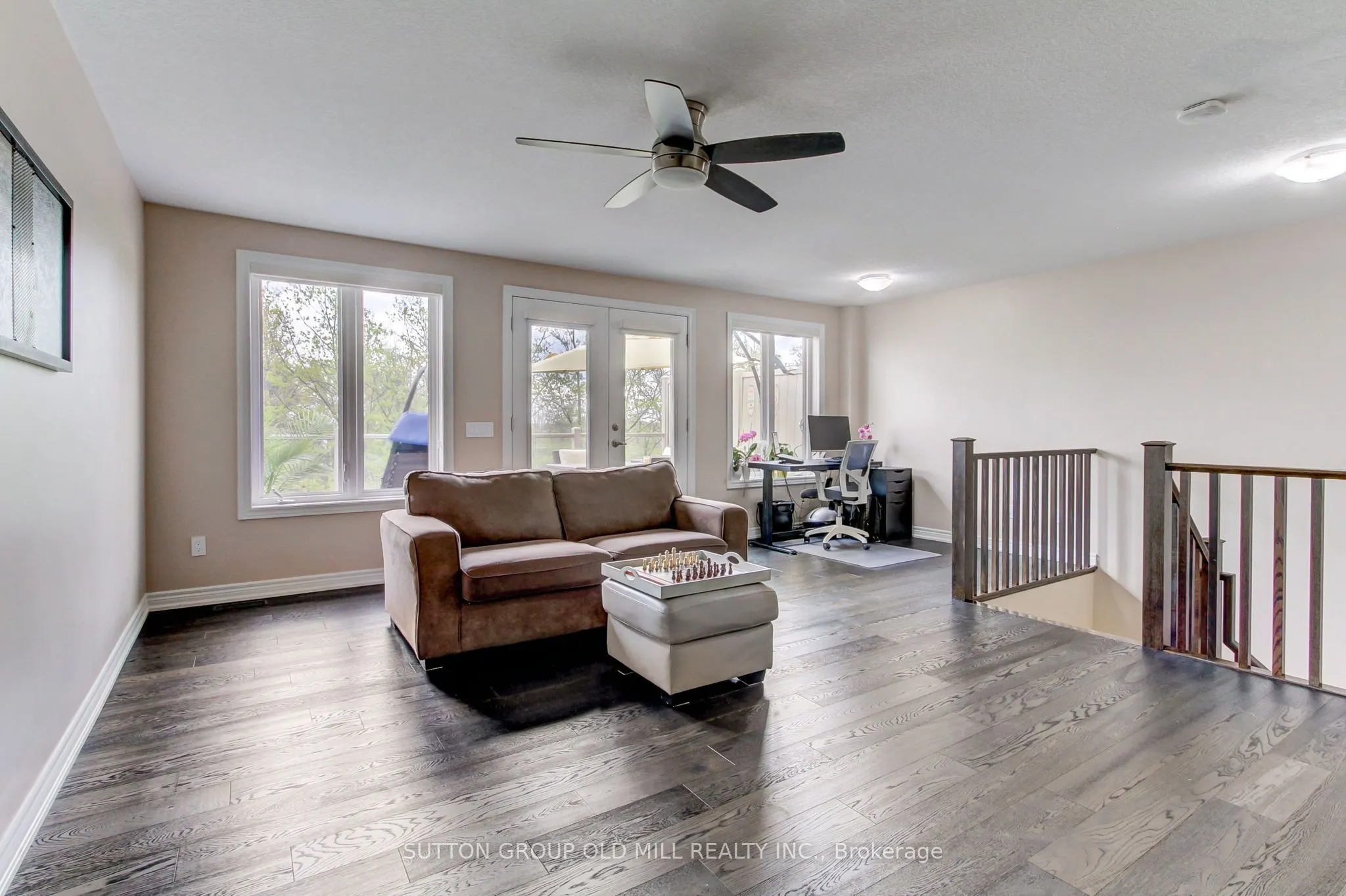 53 Southshore Crescent