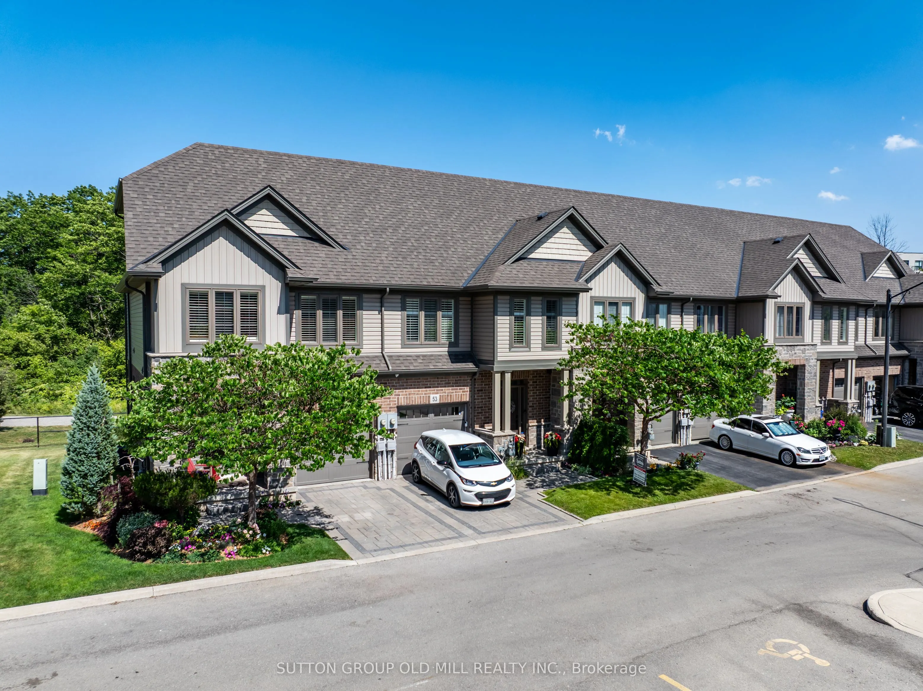 53 Southshore Crescent