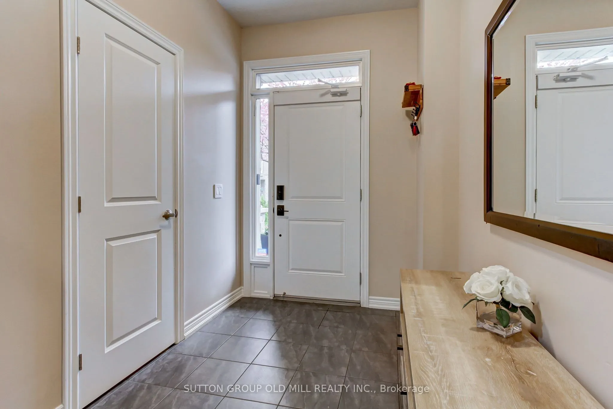53 Southshore Crescent