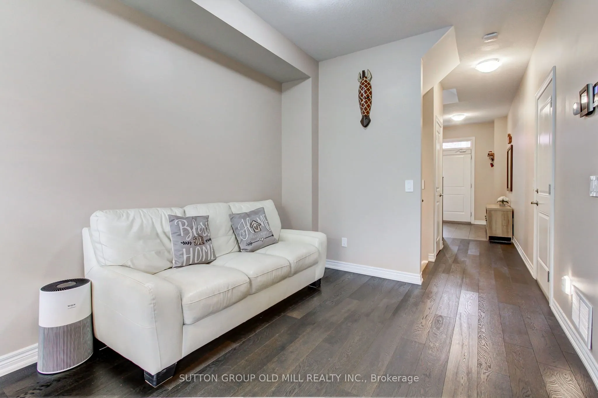 53 Southshore Crescent