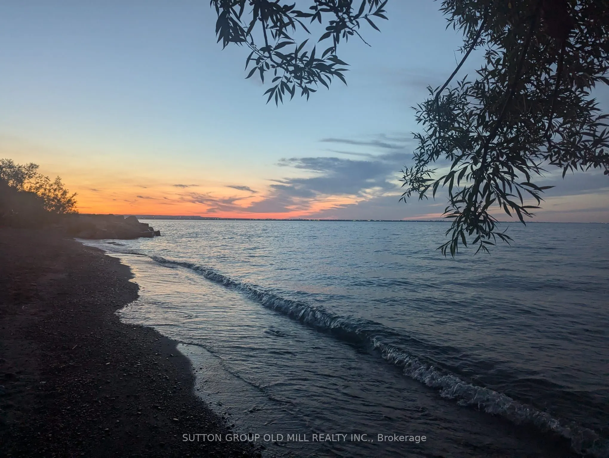53 Southshore Crescent