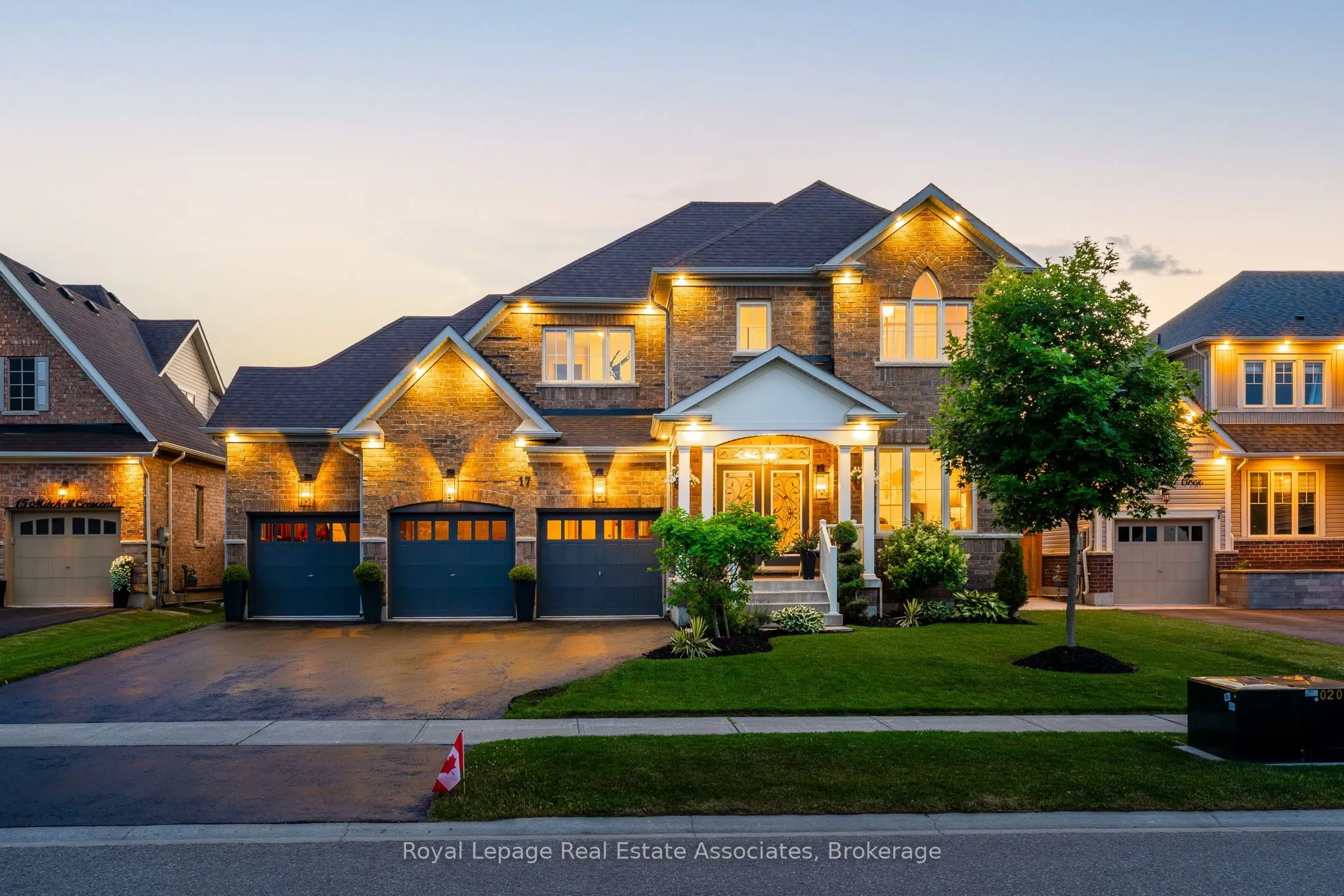 17 Mitchell Crescent