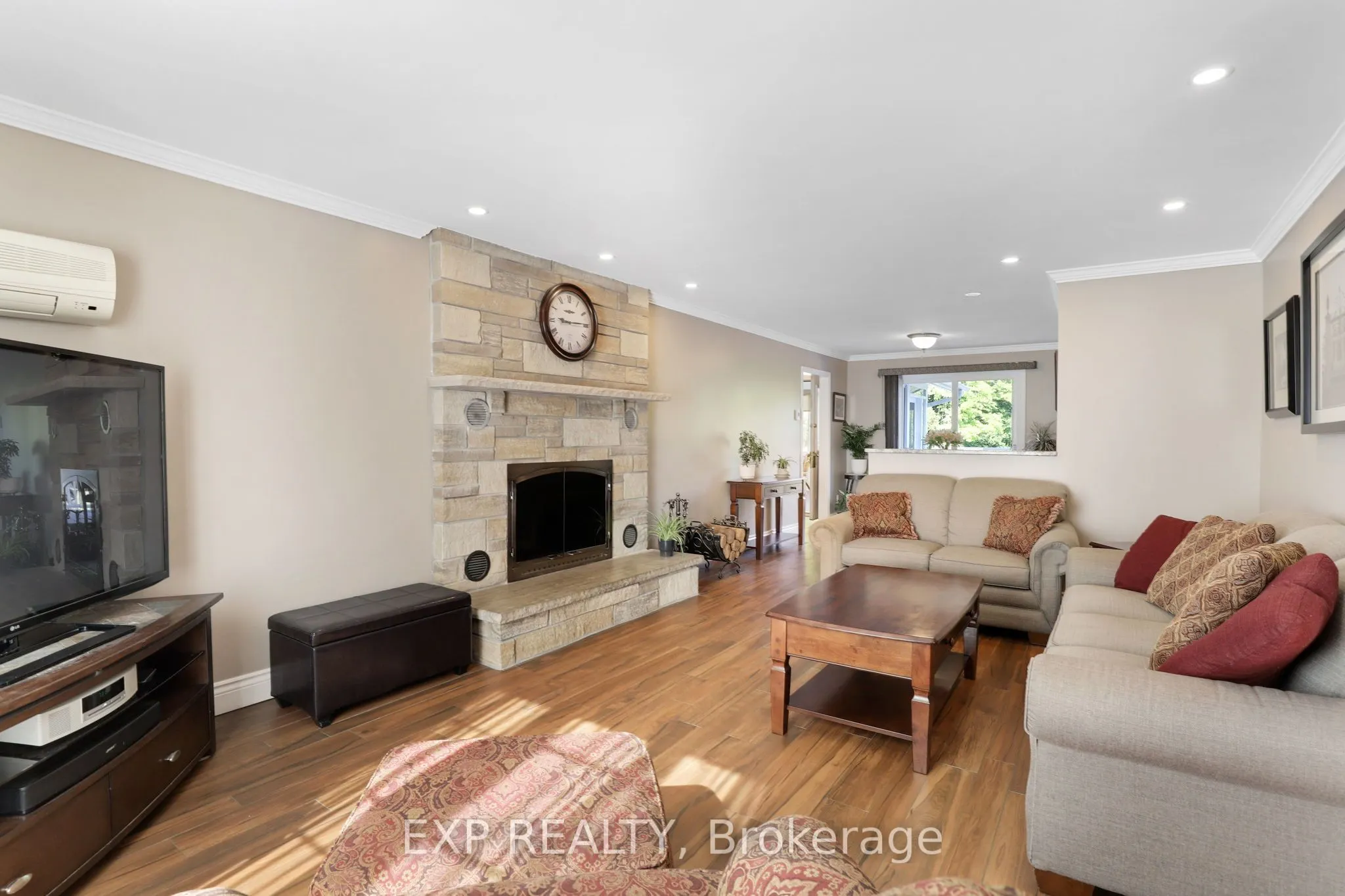 6385 Third Line Road