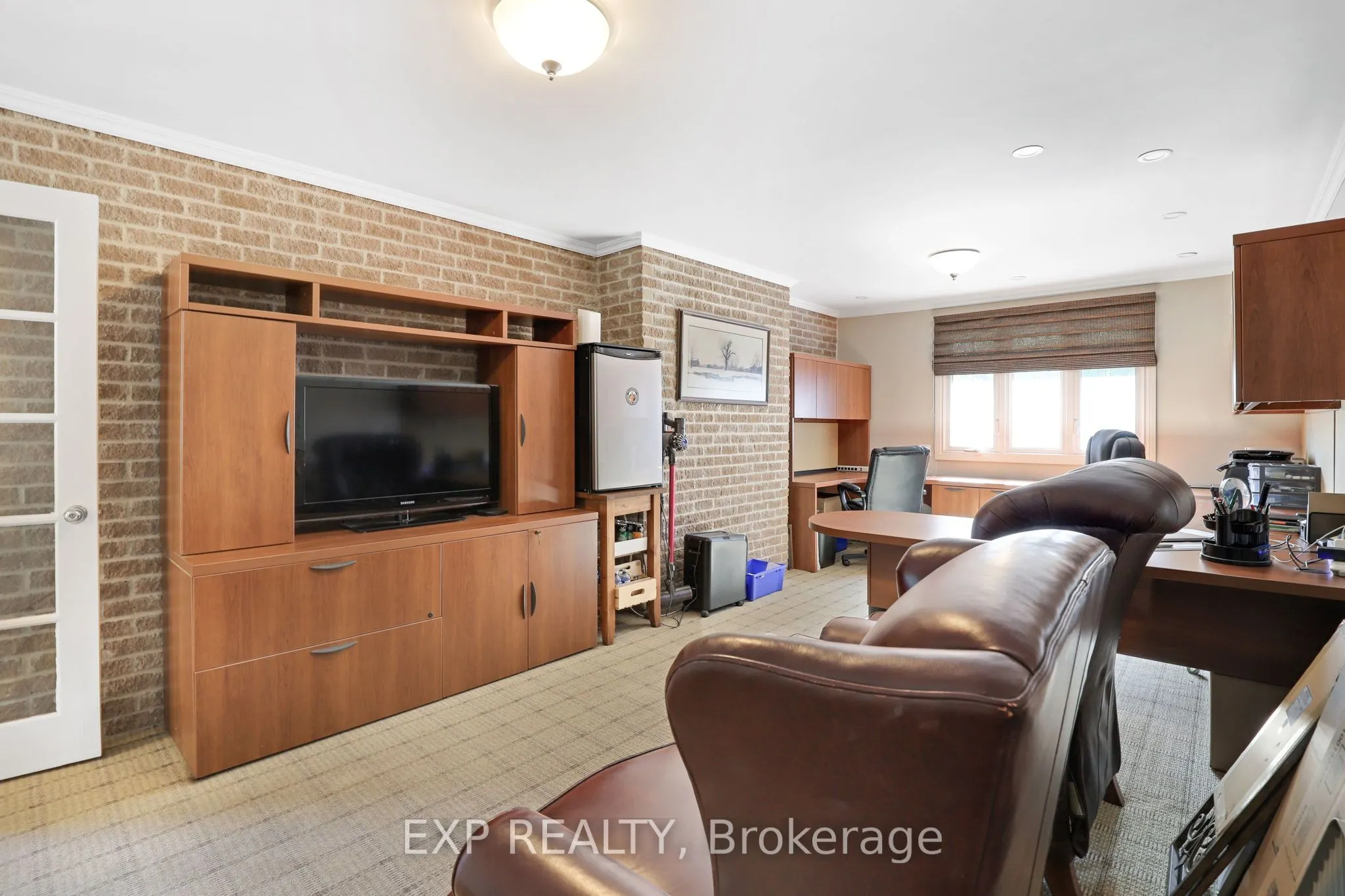 6385 Third Line Road
