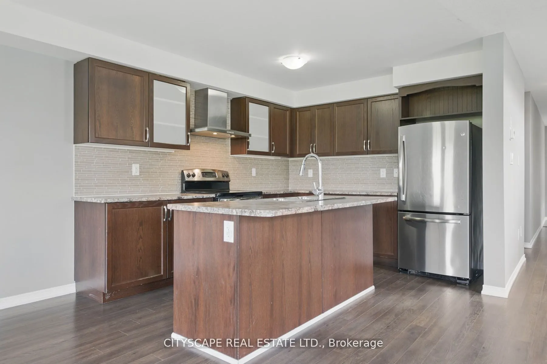 8485 Primrose Lane