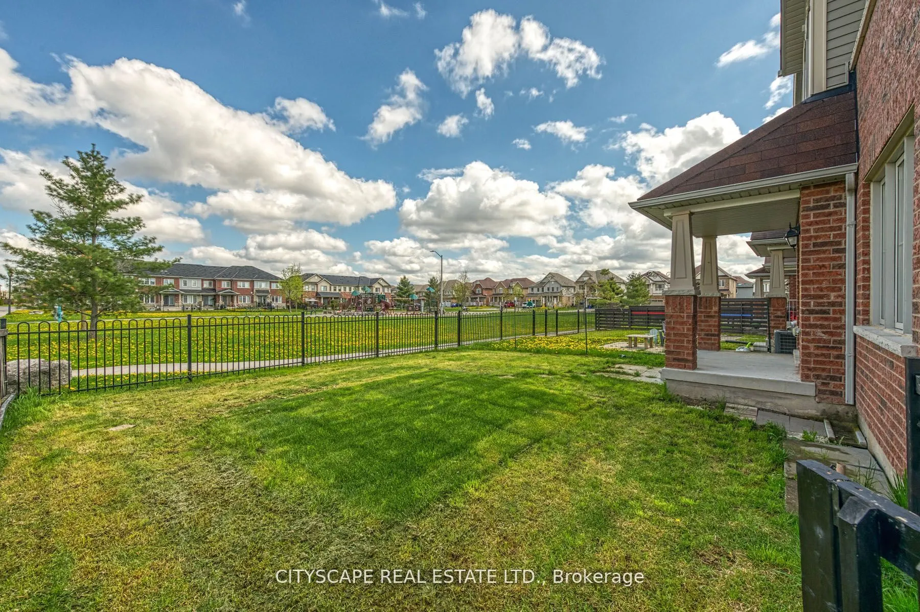 8485 Primrose Lane
