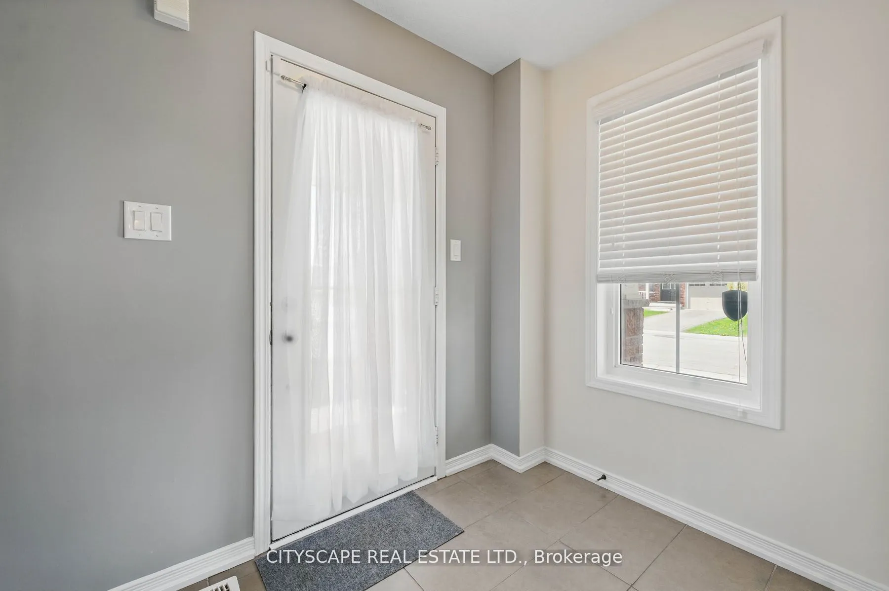 8485 Primrose Lane