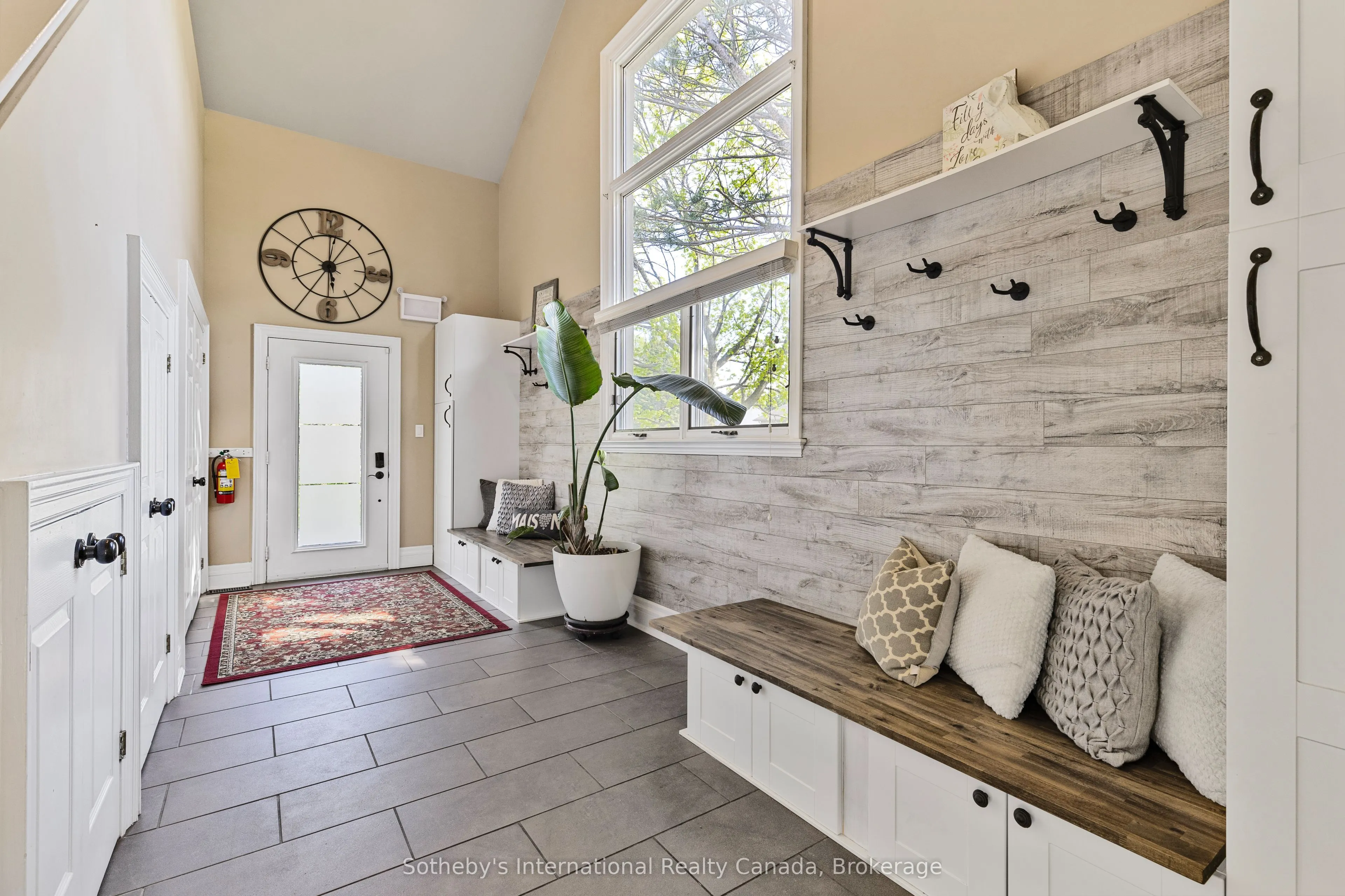 160 Grand Cypress Lane