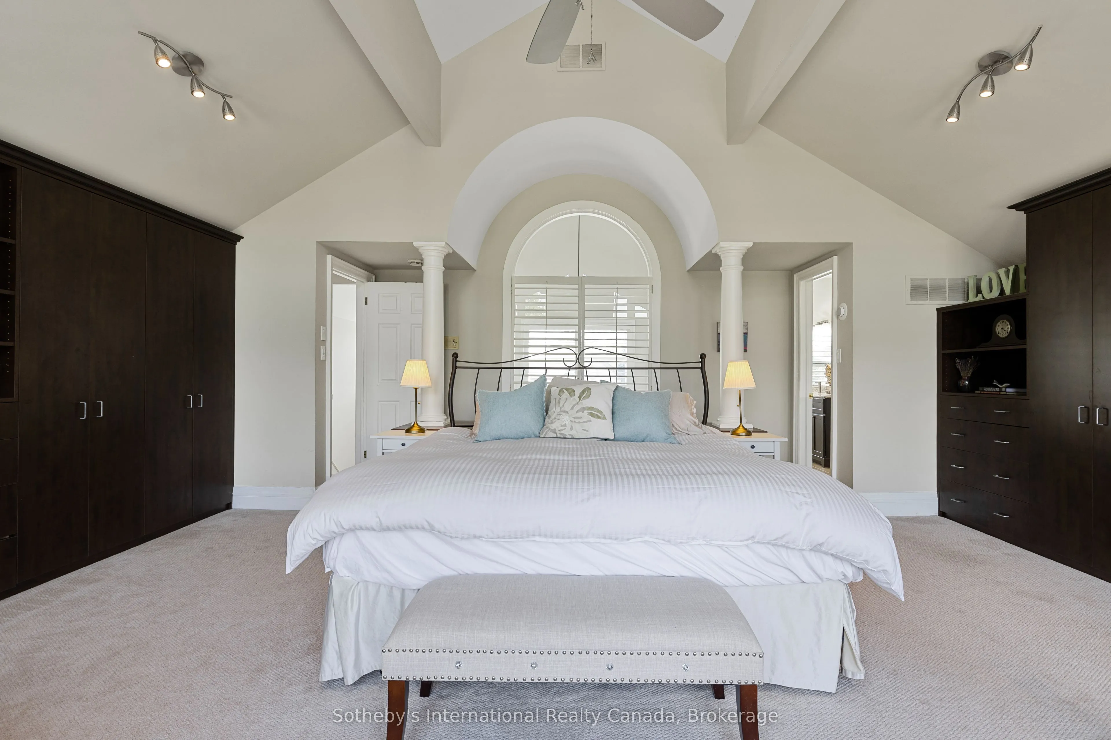 160 Grand Cypress Lane