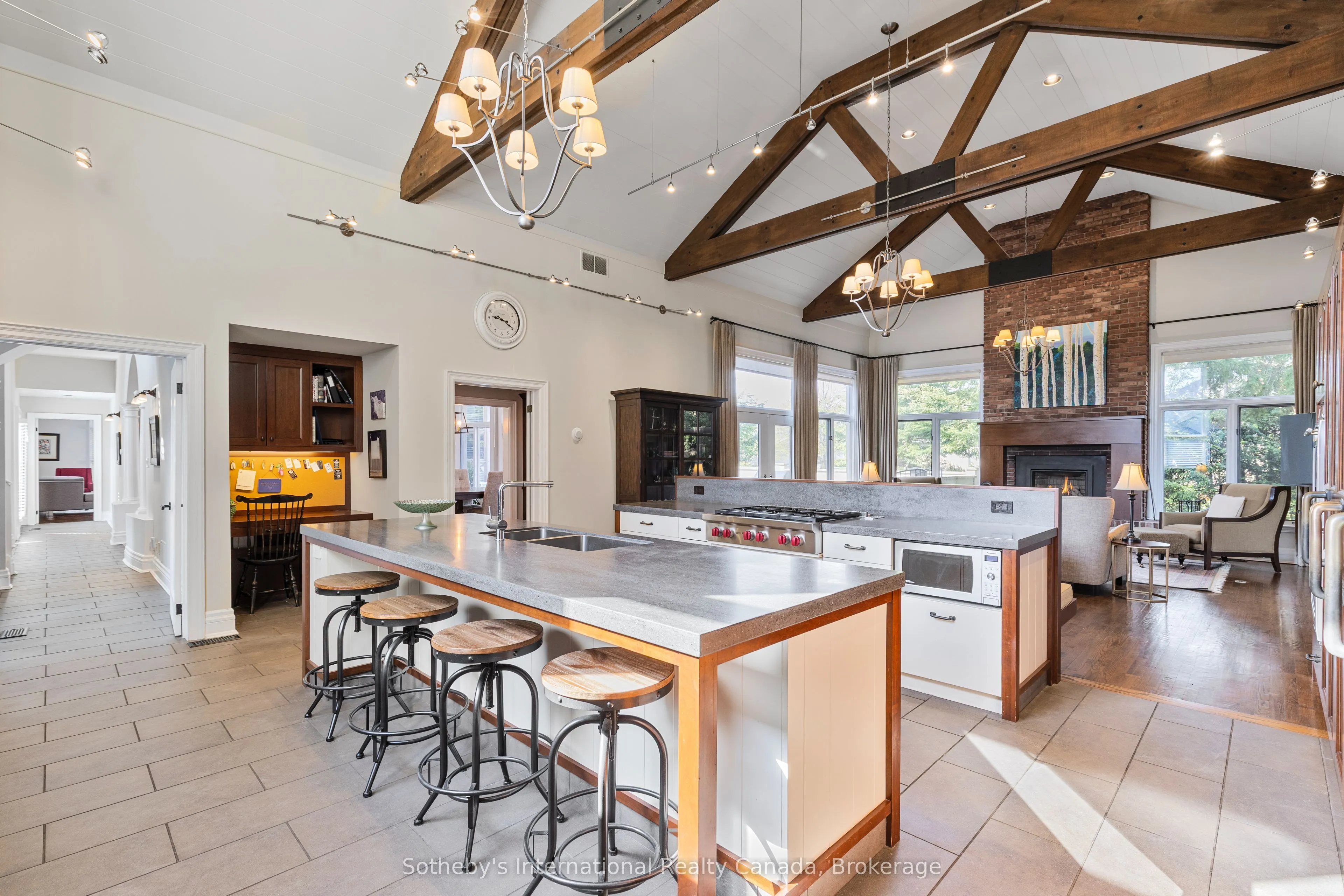 160 Grand Cypress Lane