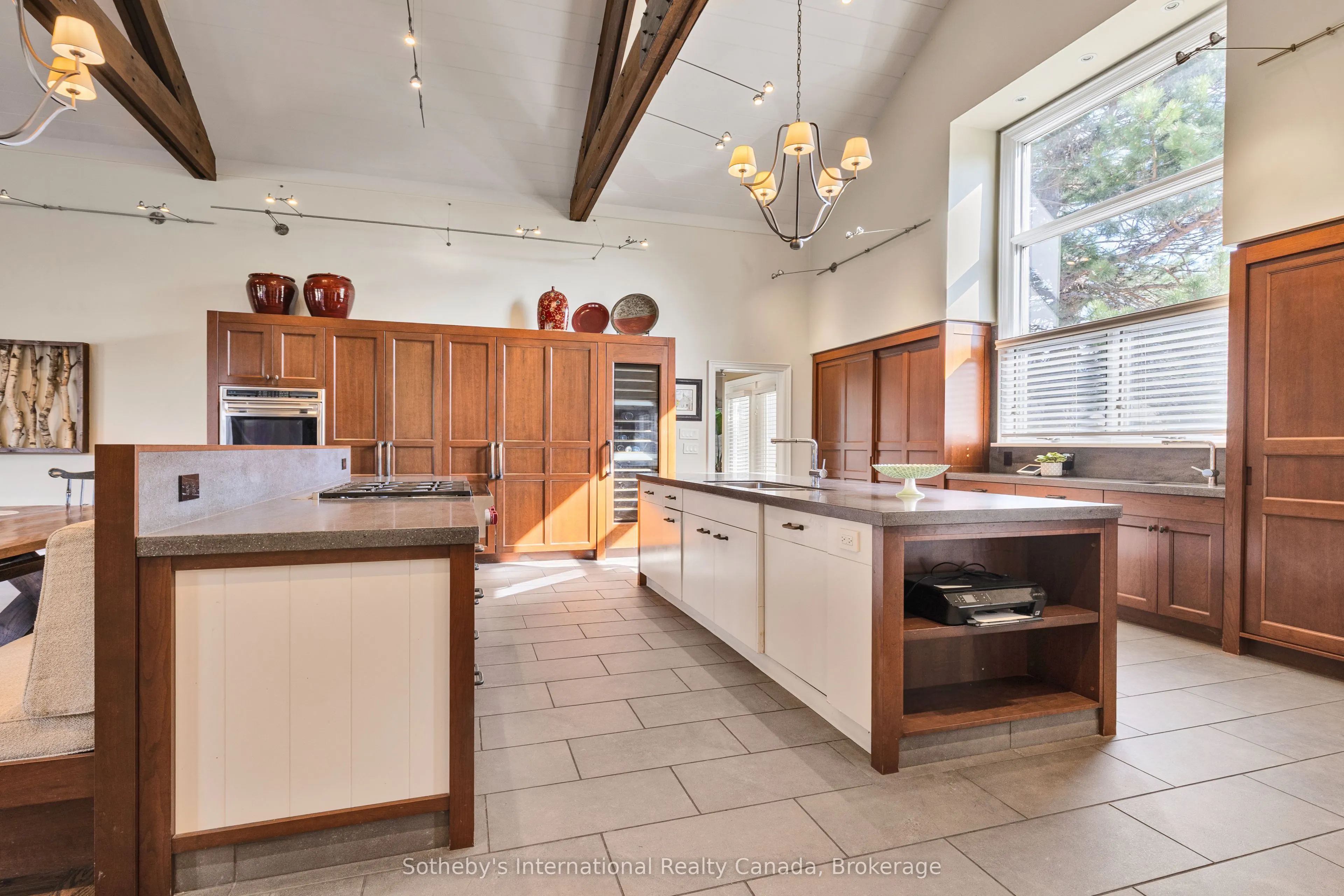 160 Grand Cypress Lane