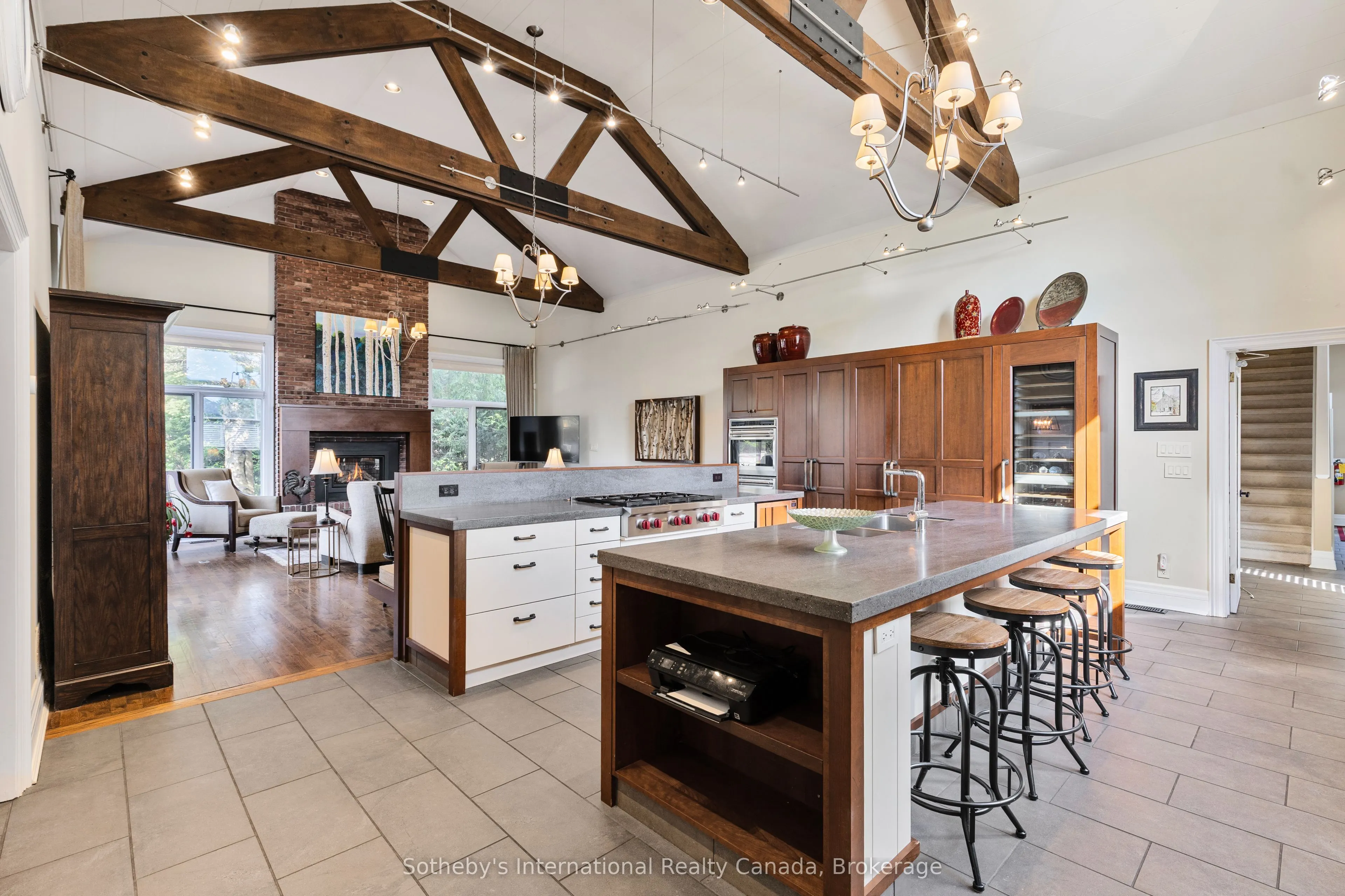 160 Grand Cypress Lane