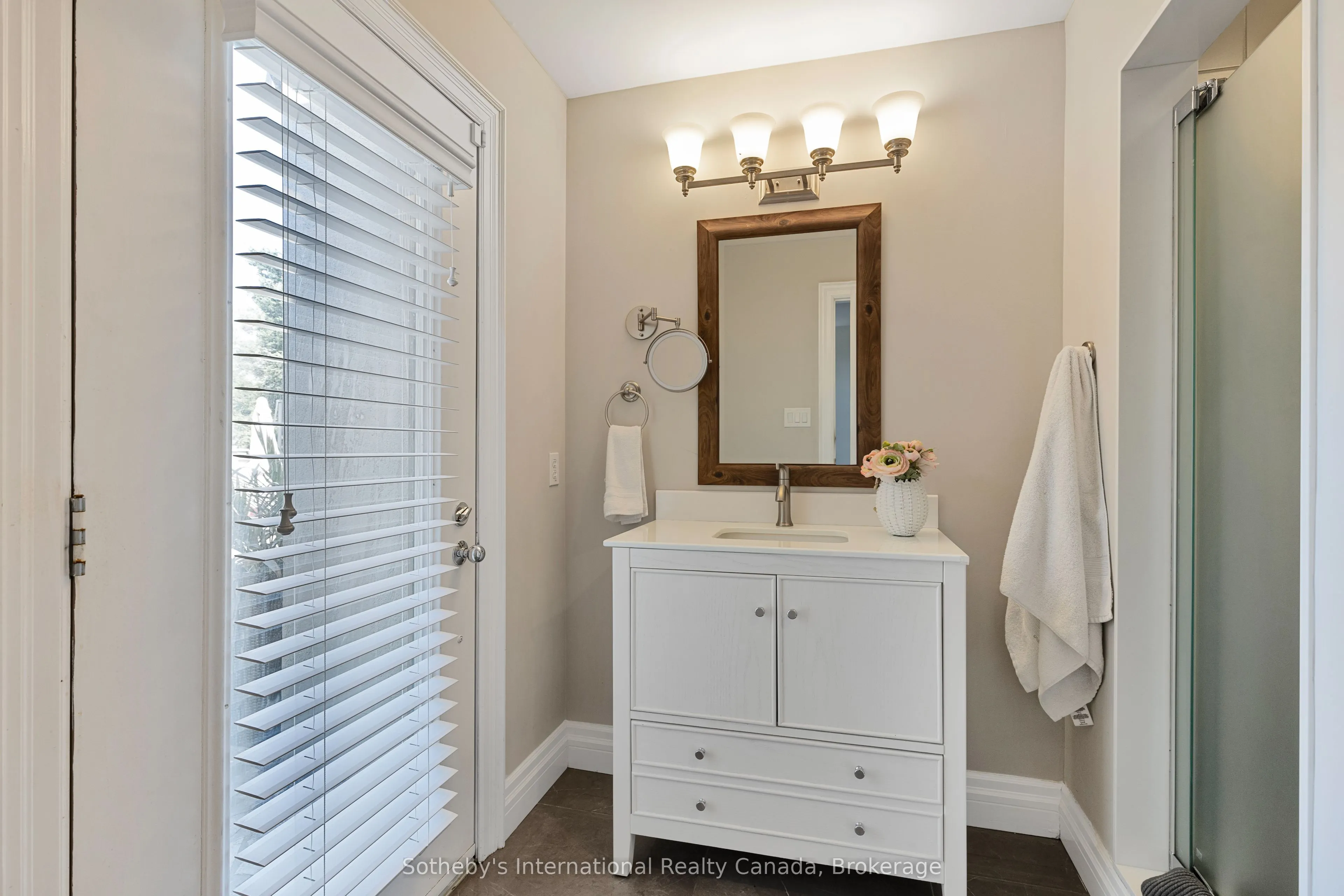 160 Grand Cypress Lane