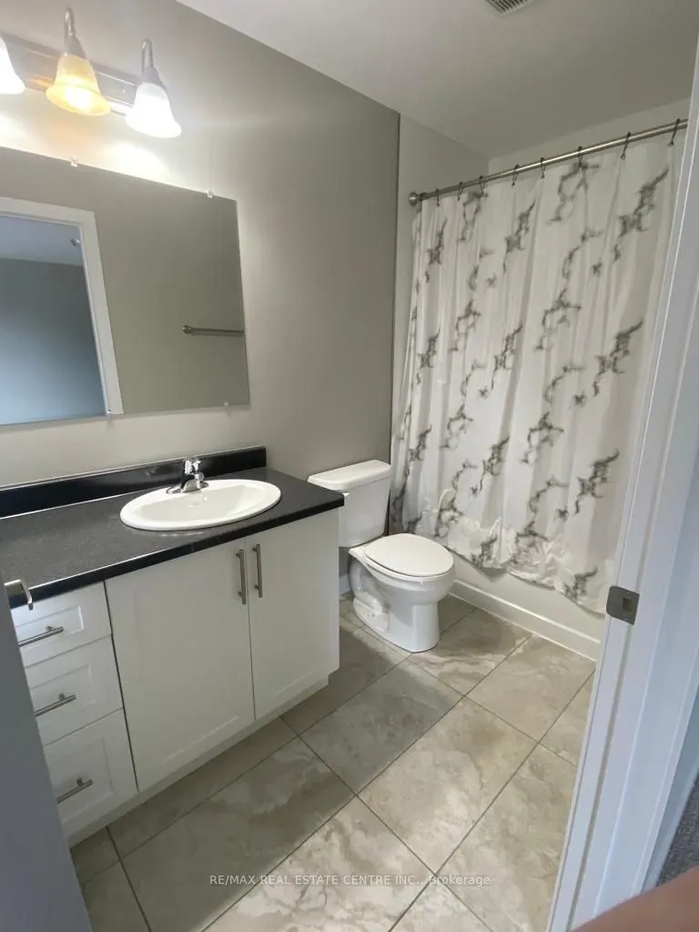 439 ATHLONE Avenue, #G5