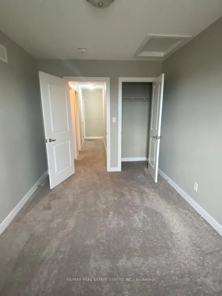 439 ATHLONE Avenue, #G5