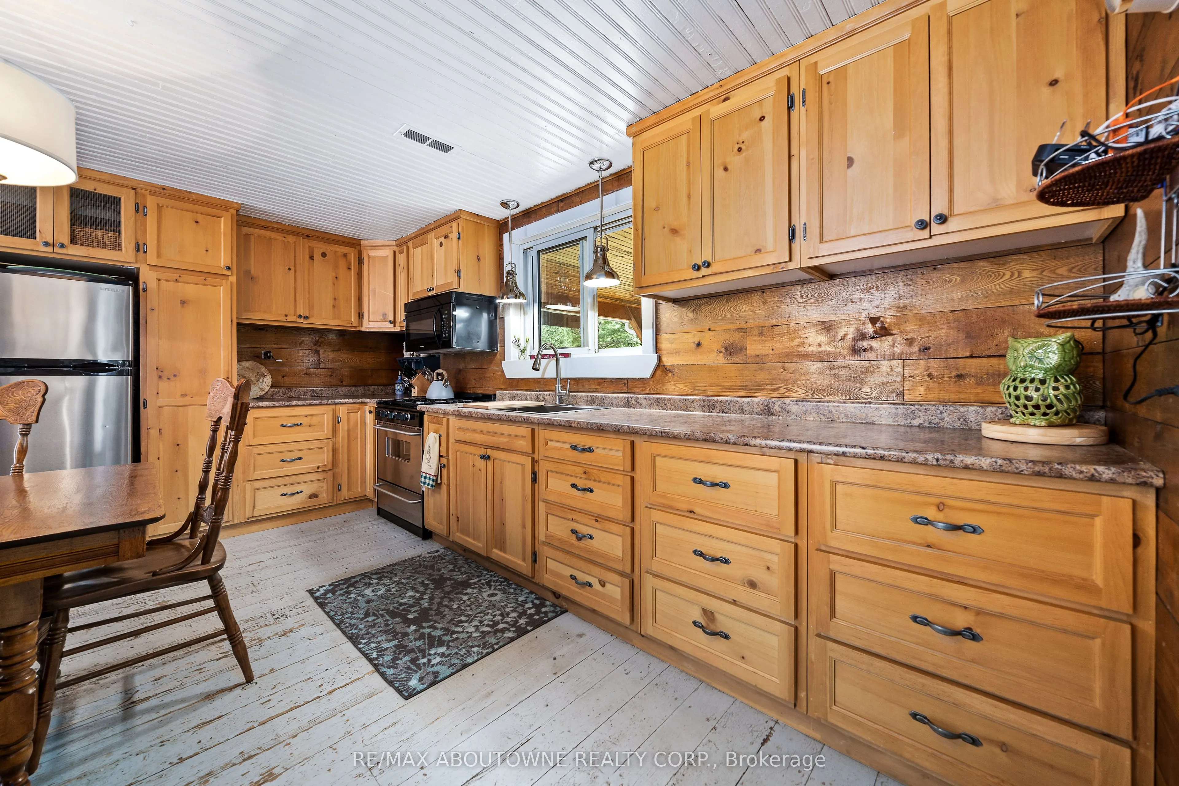 1161 & 1220 TURCOTTE Road