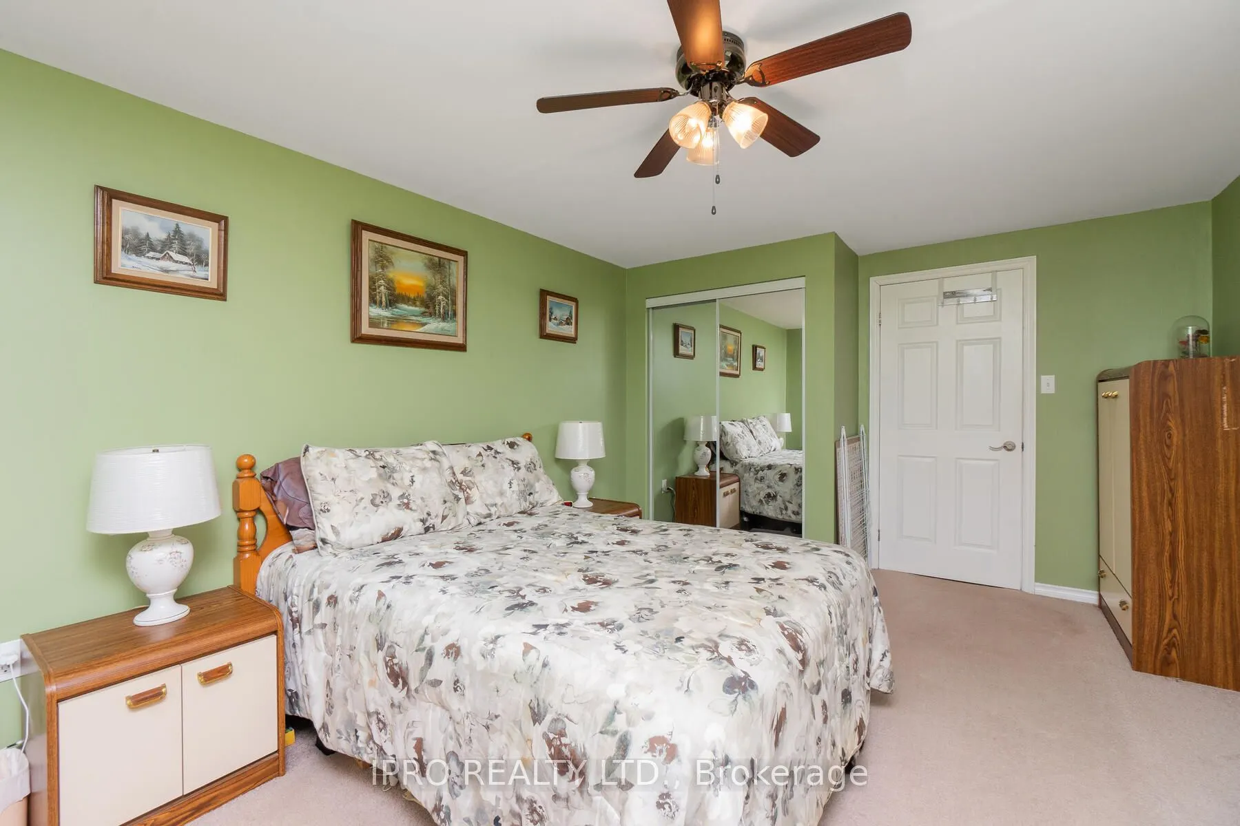 9206 Sideroad 17 Road