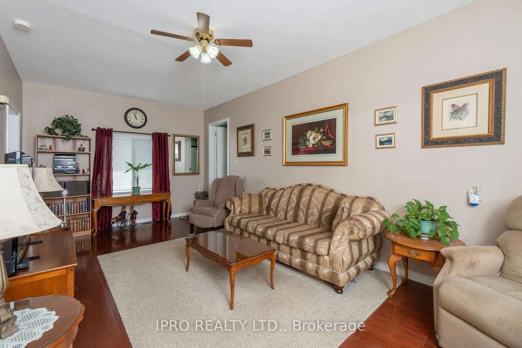 9206 Sideroad 17 Road