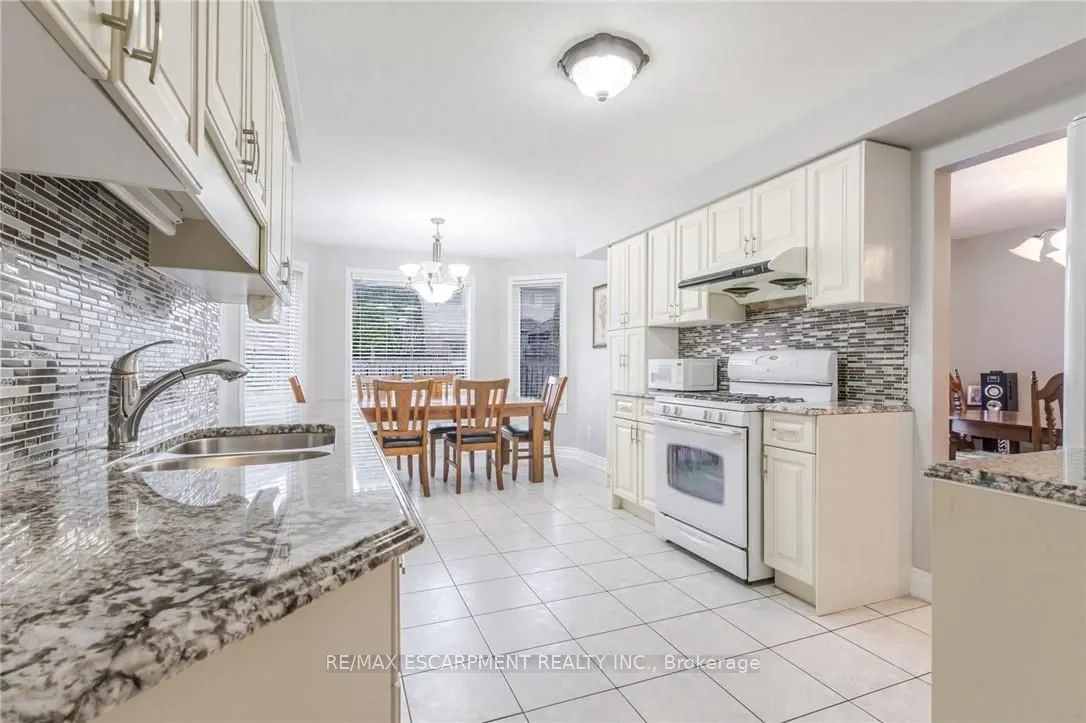 42 Hillgarden Drive