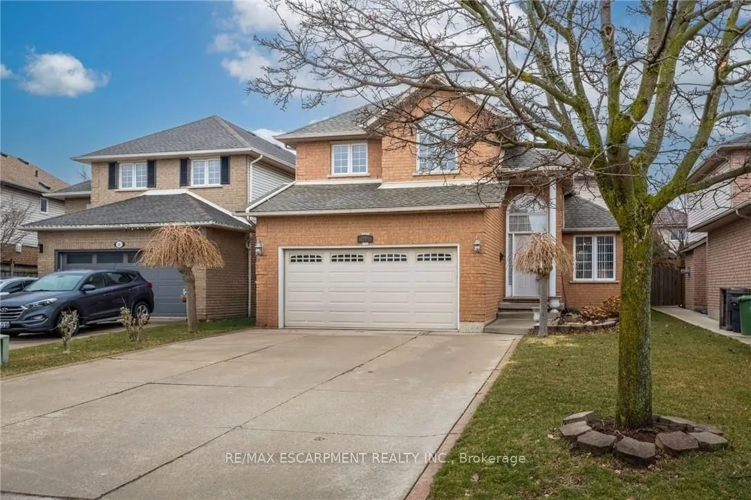 42 Hillgarden Drive