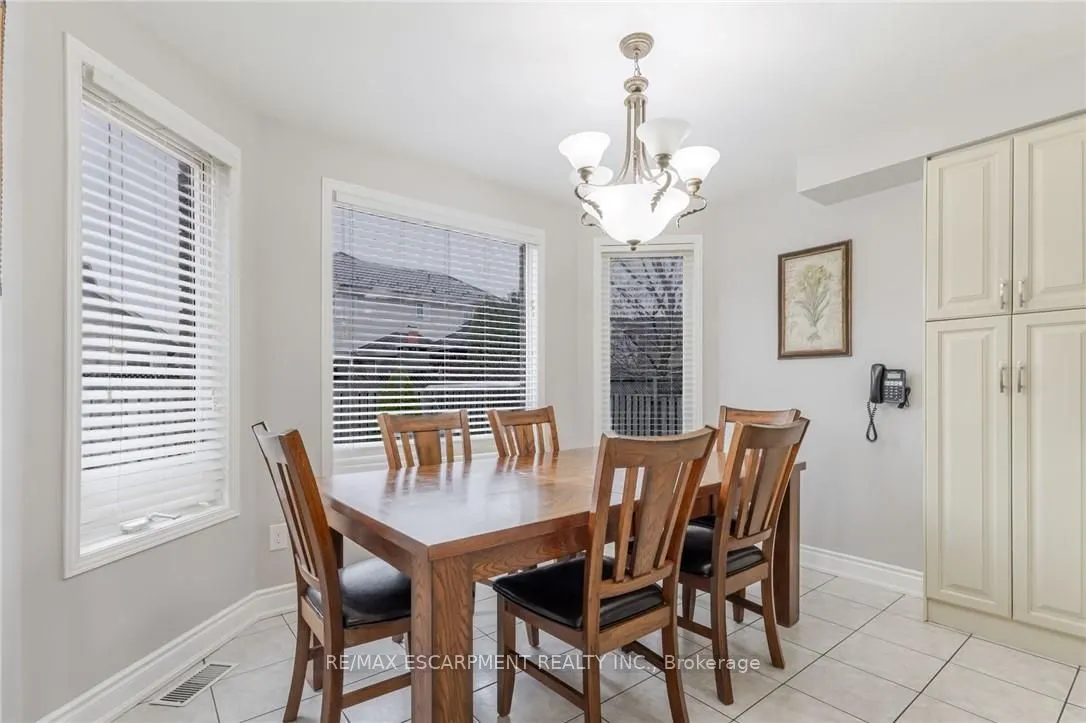 42 Hillgarden Drive