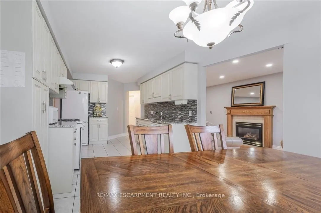 42 Hillgarden Drive