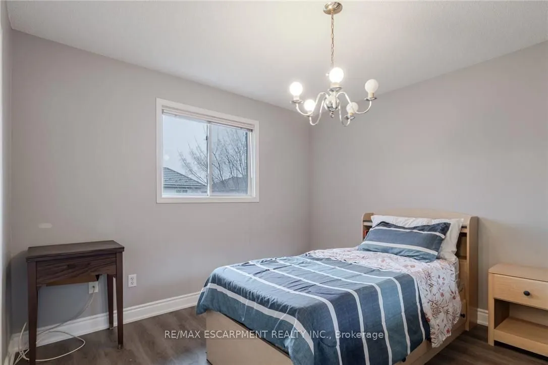 42 Hillgarden Drive