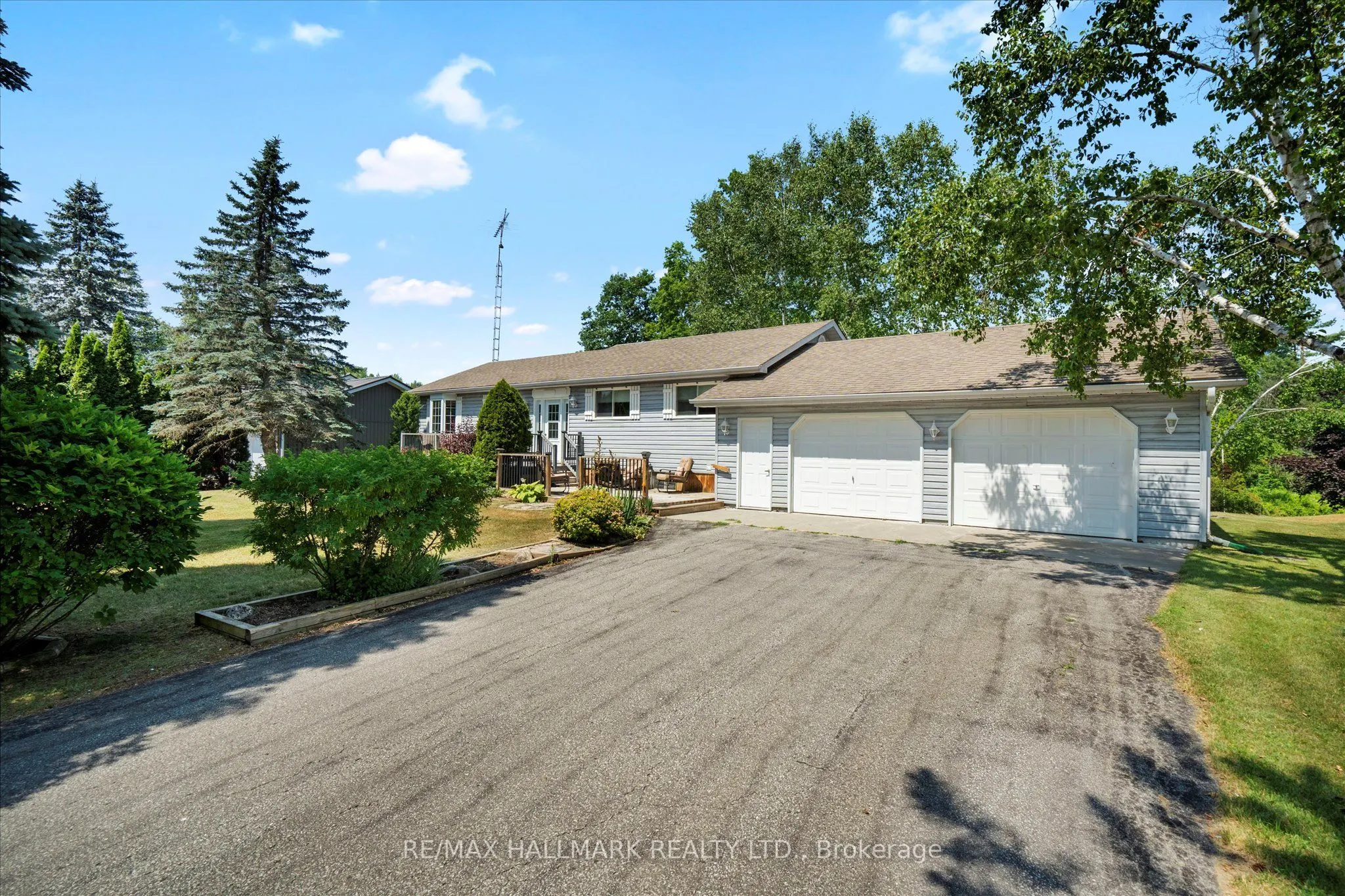 6 Evans Drive