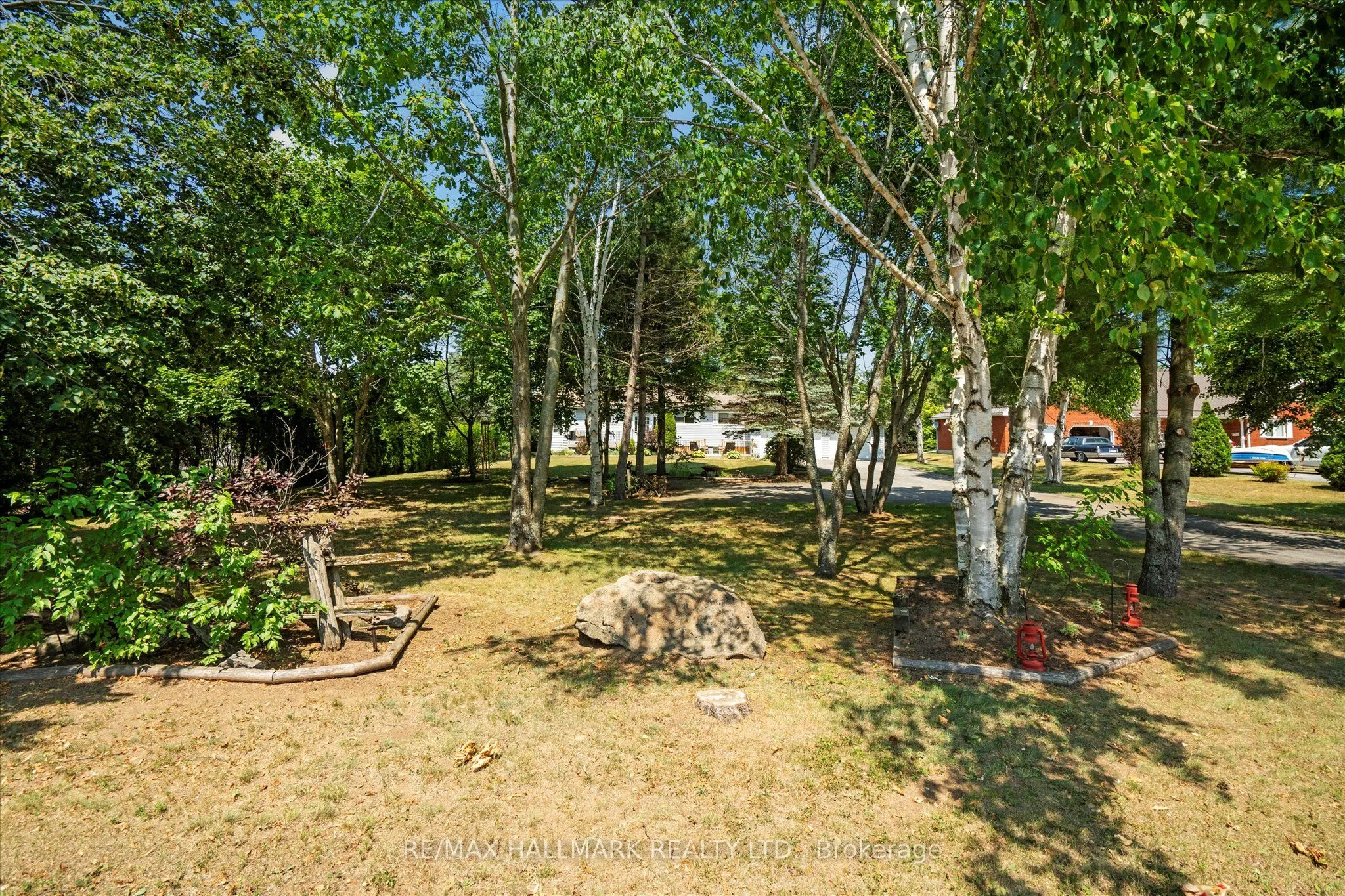 6 Evans Drive