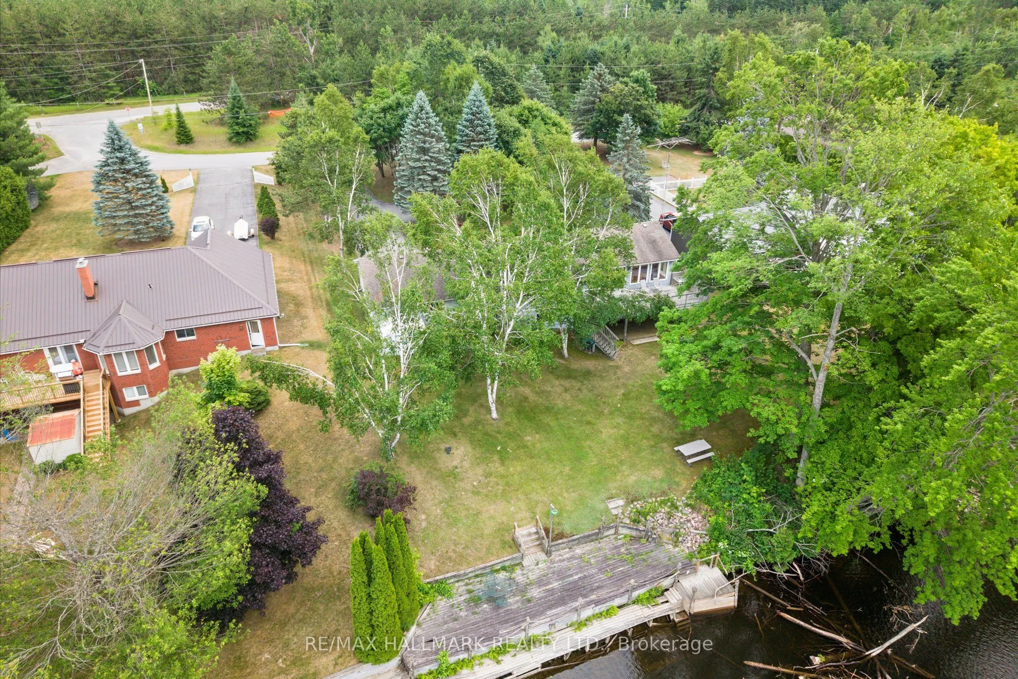 6 Evans Drive