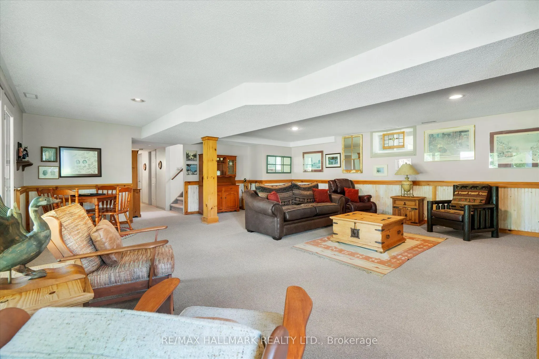 6 Evans Drive