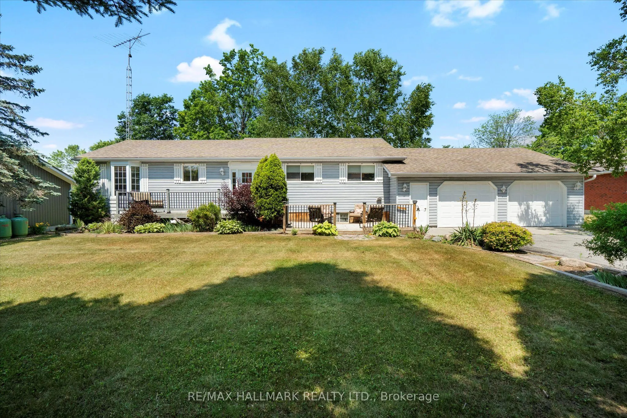 6 Evans Drive