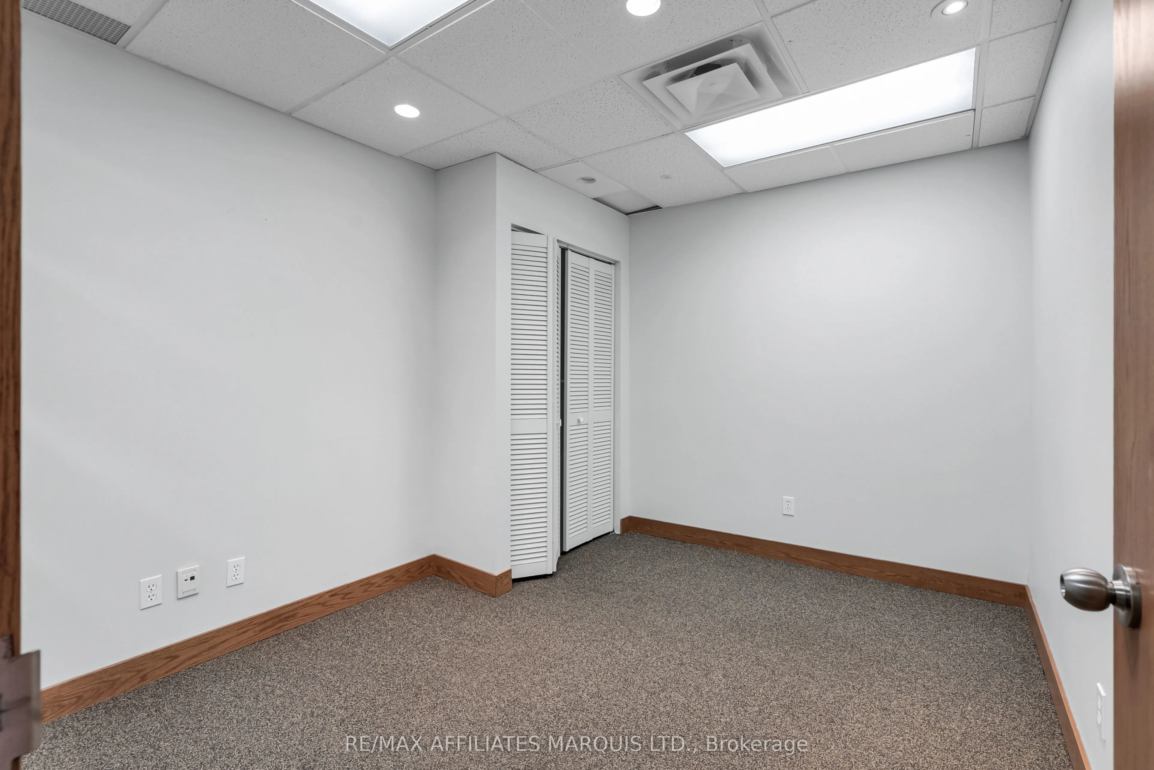 89 TOLLGATE Road