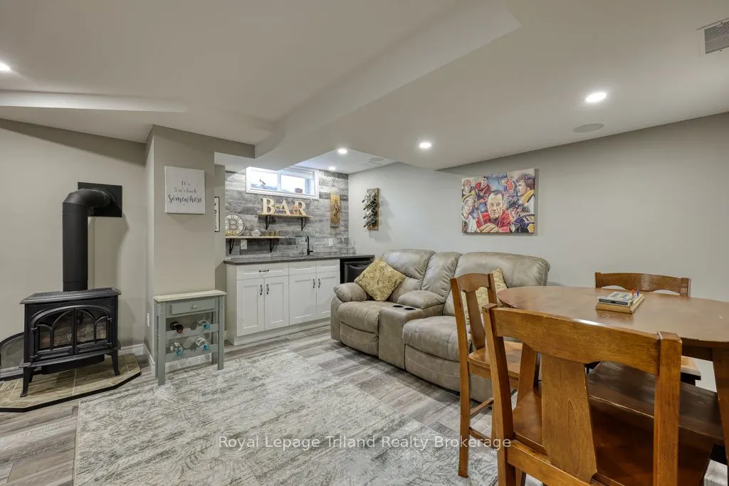 262 Alder Road