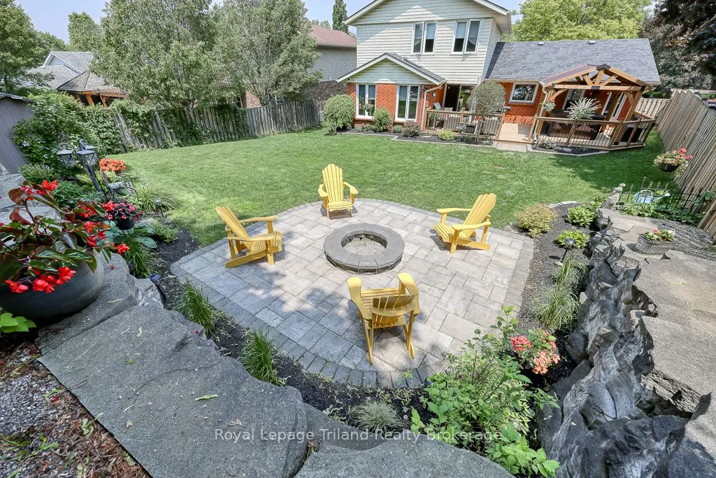 262 Alder Road