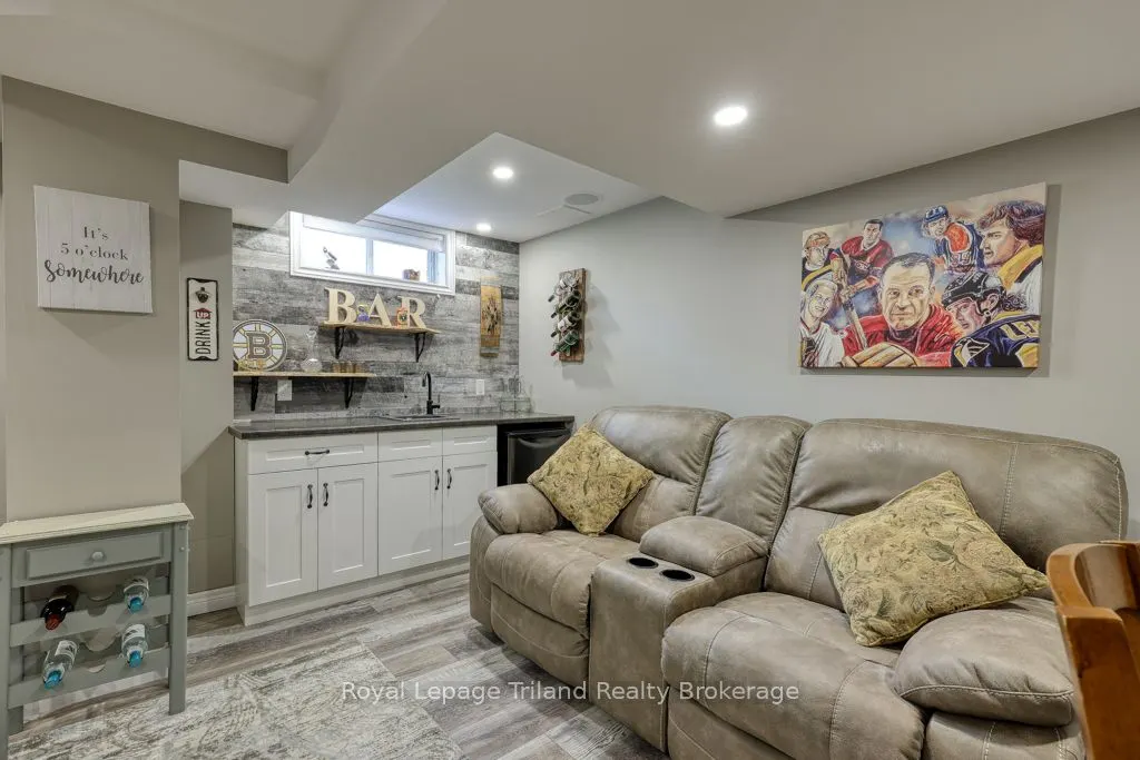 262 Alder Road