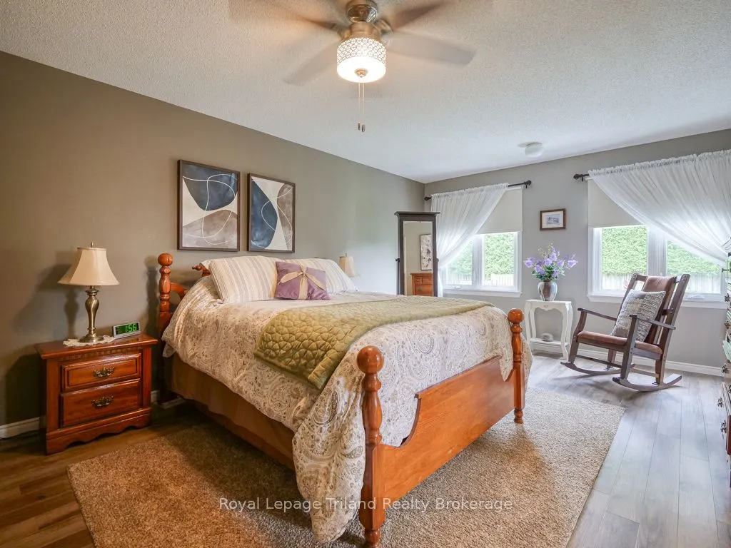262 Alder Road