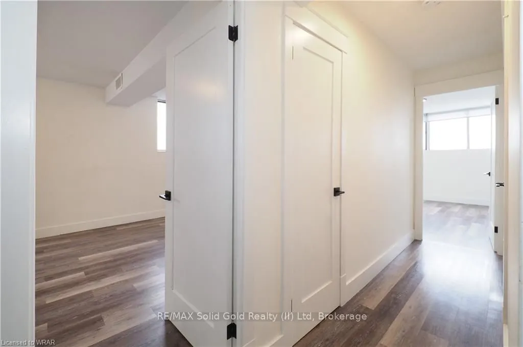 375 King Street N, #1105