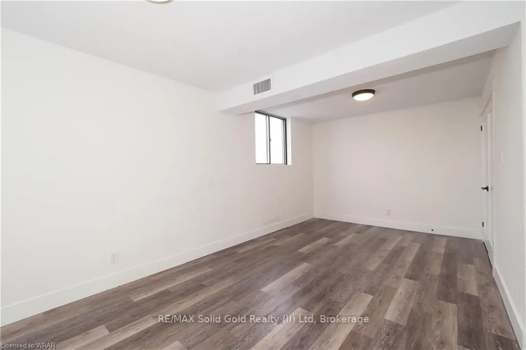375 King Street N, #1105