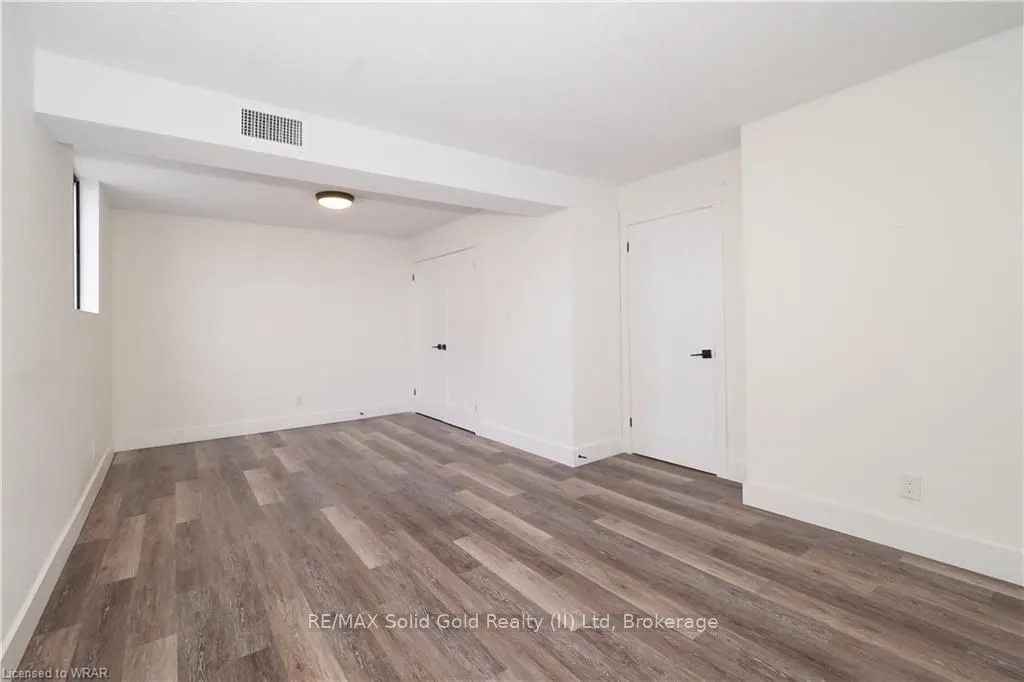 375 King Street N, #1105