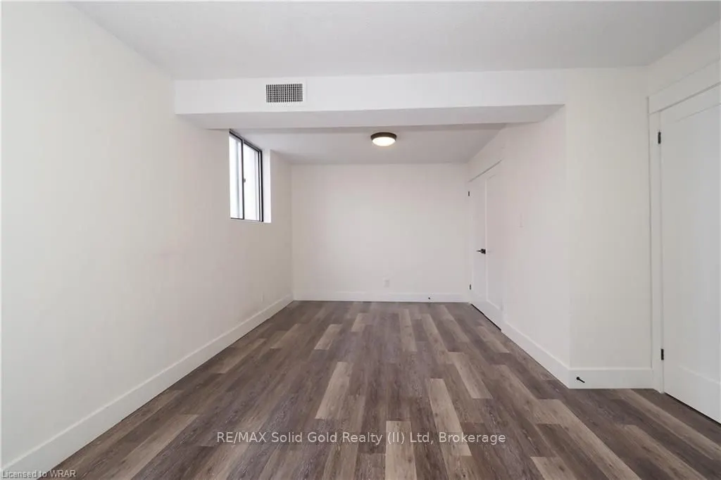 375 King Street N, #1105
