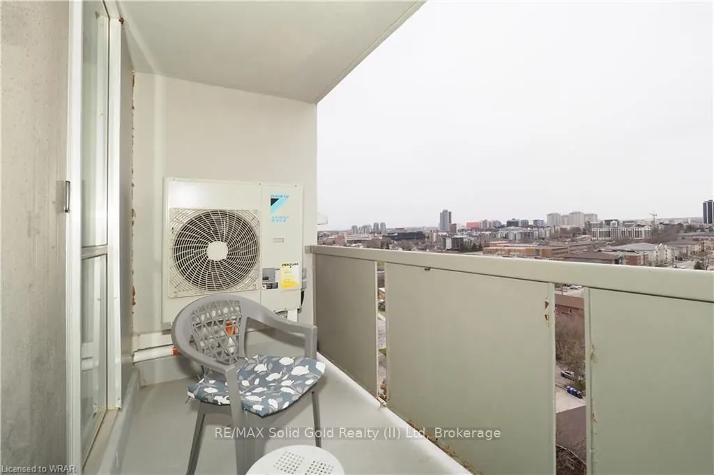 375 King Street N, #1105