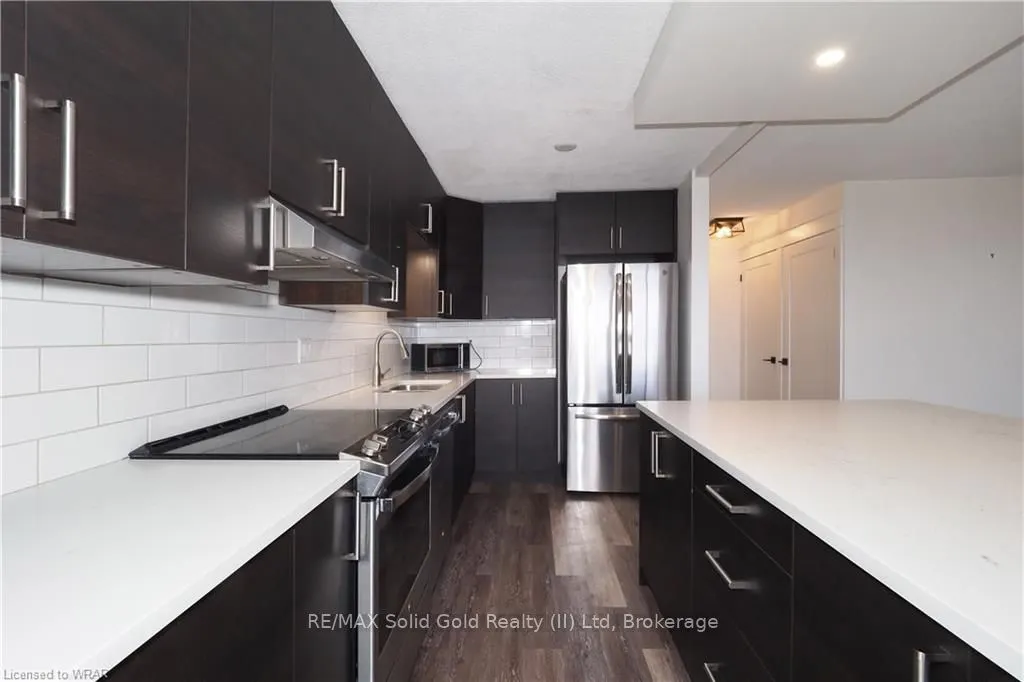 375 King Street N, #1105