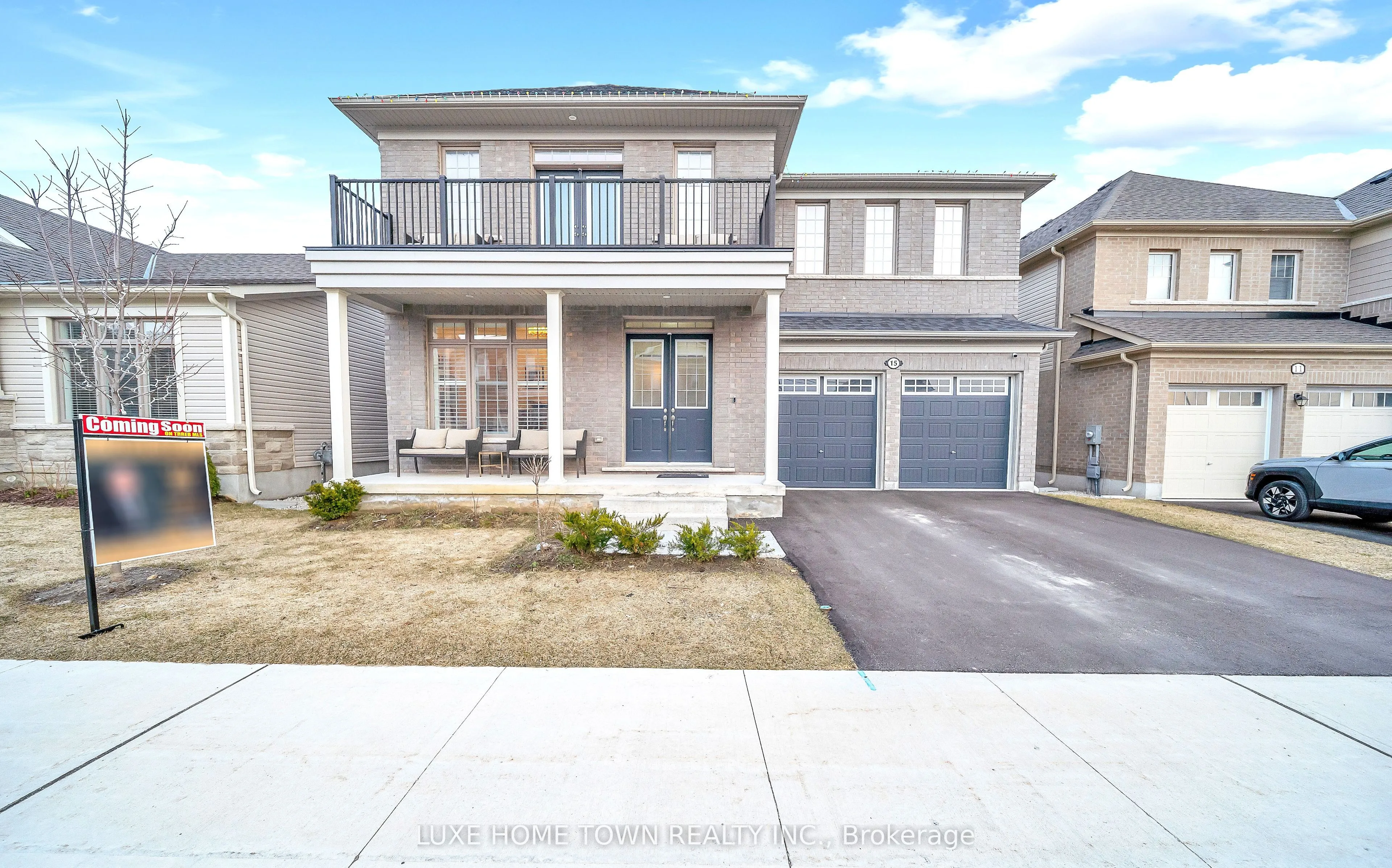 15 Dass Drive E