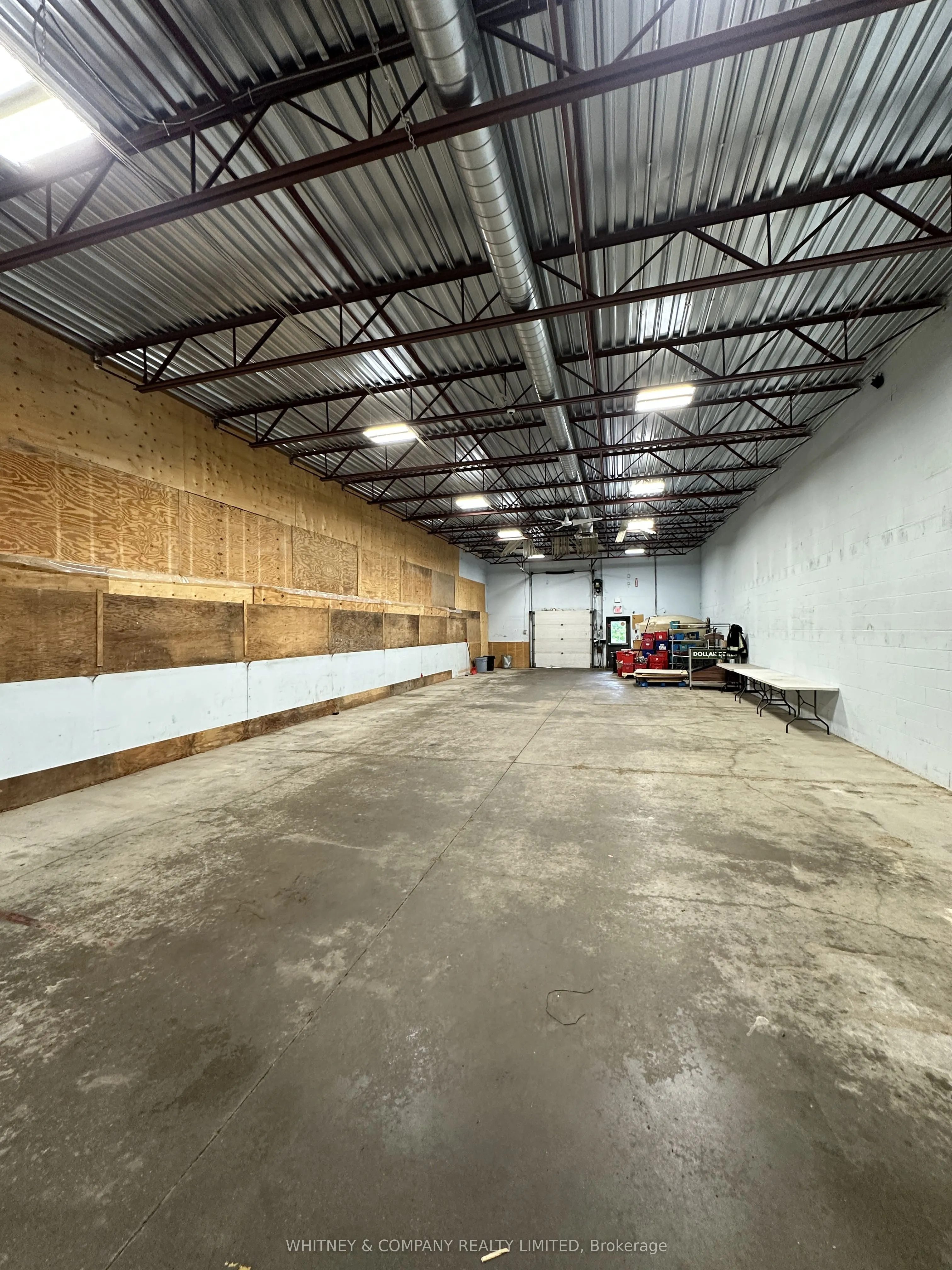 1090 10th Street W