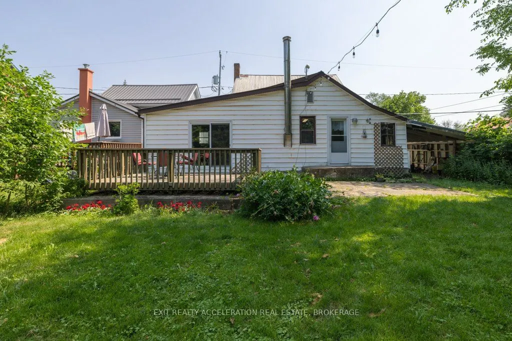 548 Moira Street